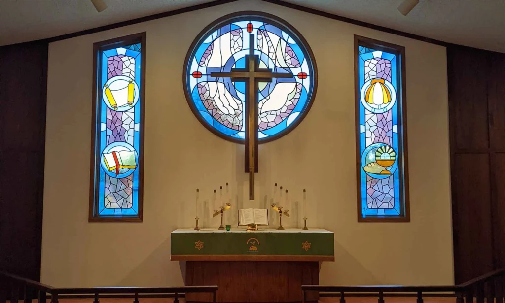 Inside St. Lukes Lutheran Church